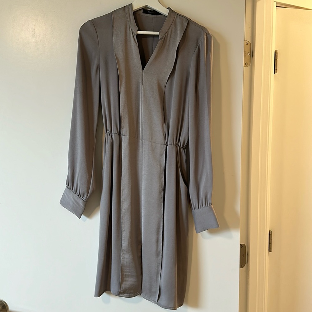 Bcbg maxazria knee length dress